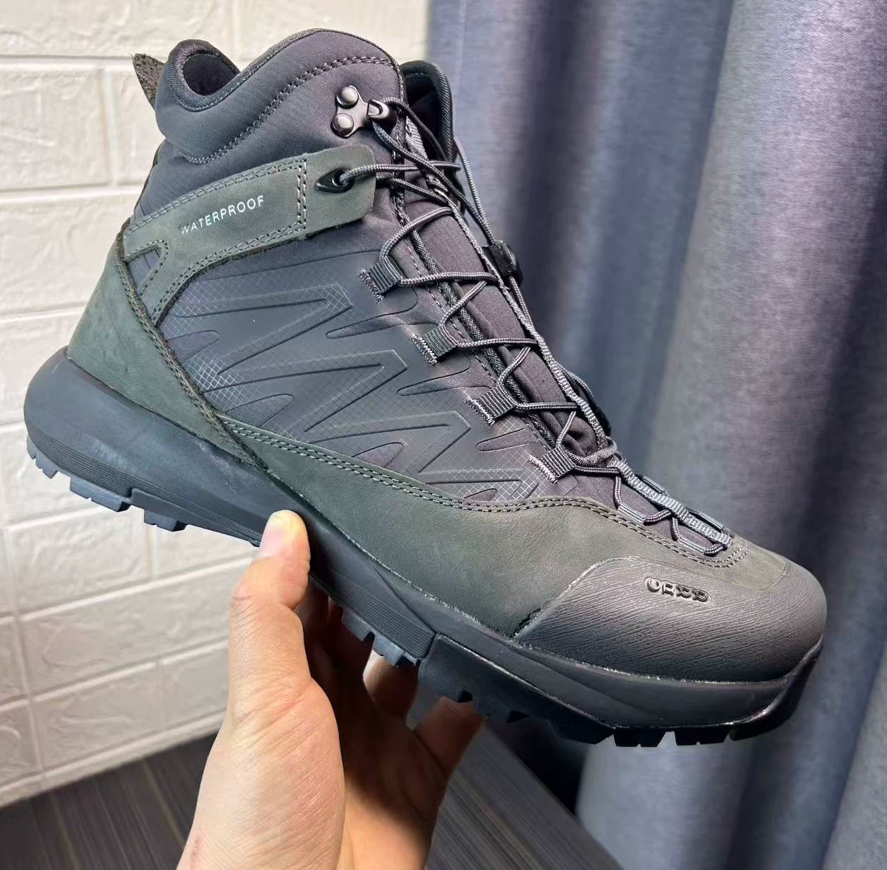 Streetwear Brands - Chaussures de randonnée montantes en cuir